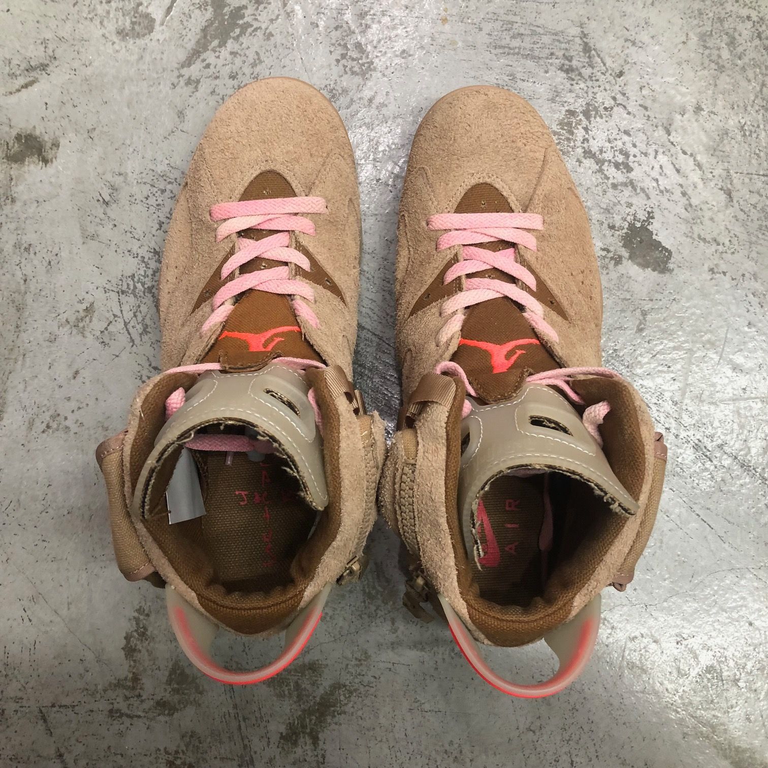 国内正規 Travis Scott Nike Air Jordan 6 British Khaki DH0690-200 