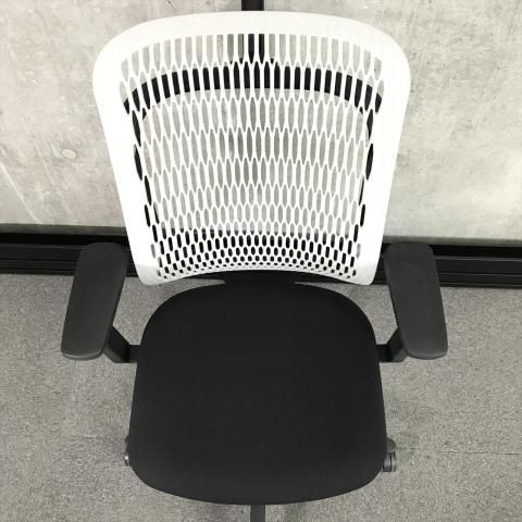 AJチェア
