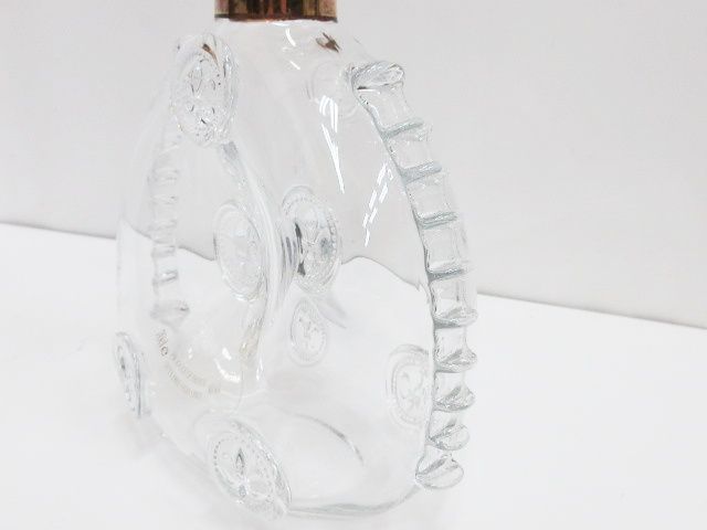 Baccarat - ルイ13世レミーマルタン バカラ 空瓶 Amazon.co.jp: レミーマルタン ルイ13世 バカラ クリスタル