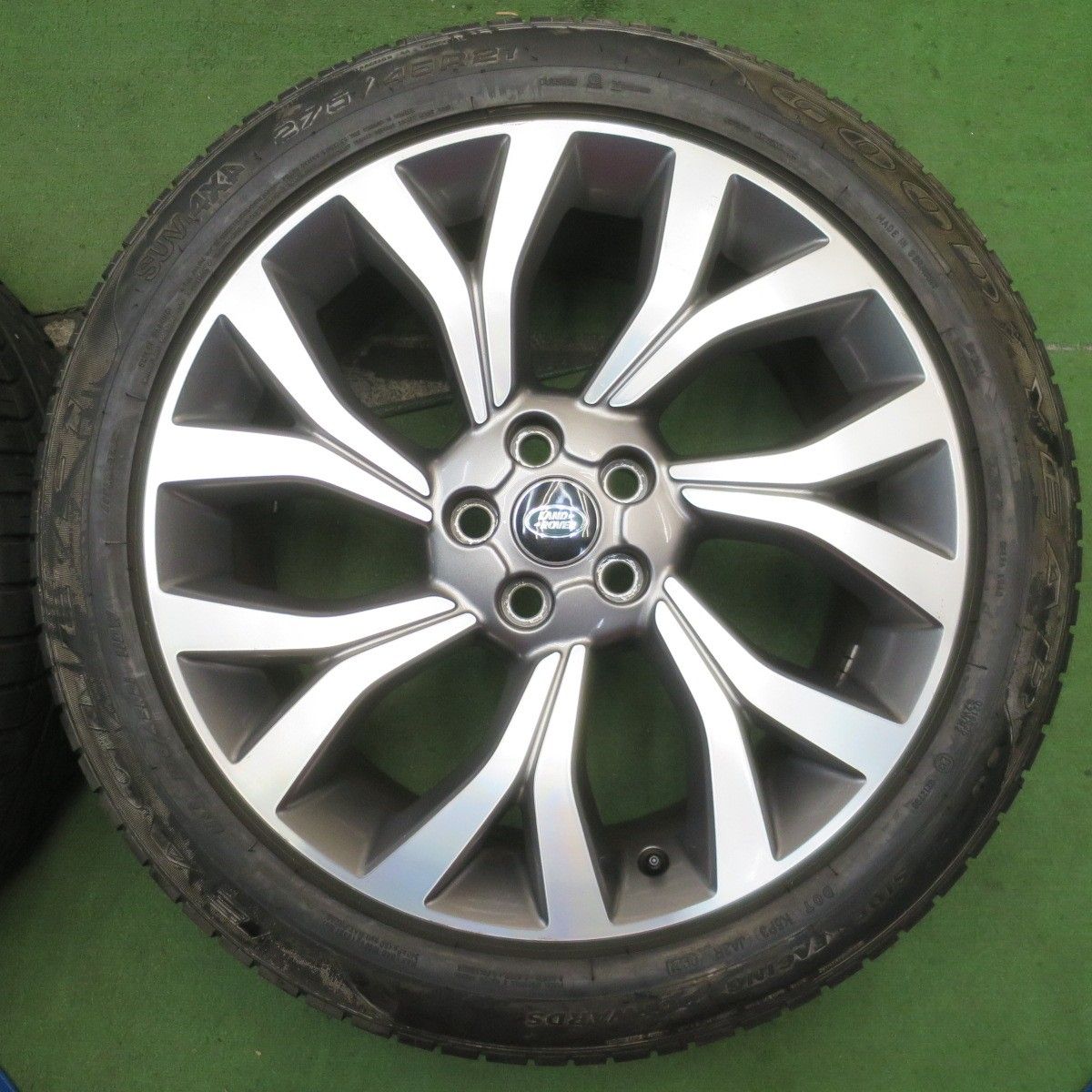 バリ溝 21年 キレイ 9.5分 ランドローバー レンジローバー ヴォーグ 純正 275 45R21 グッドイヤー イーグル F1 SUV 21インチ PCD120 5H 5092601NJノ