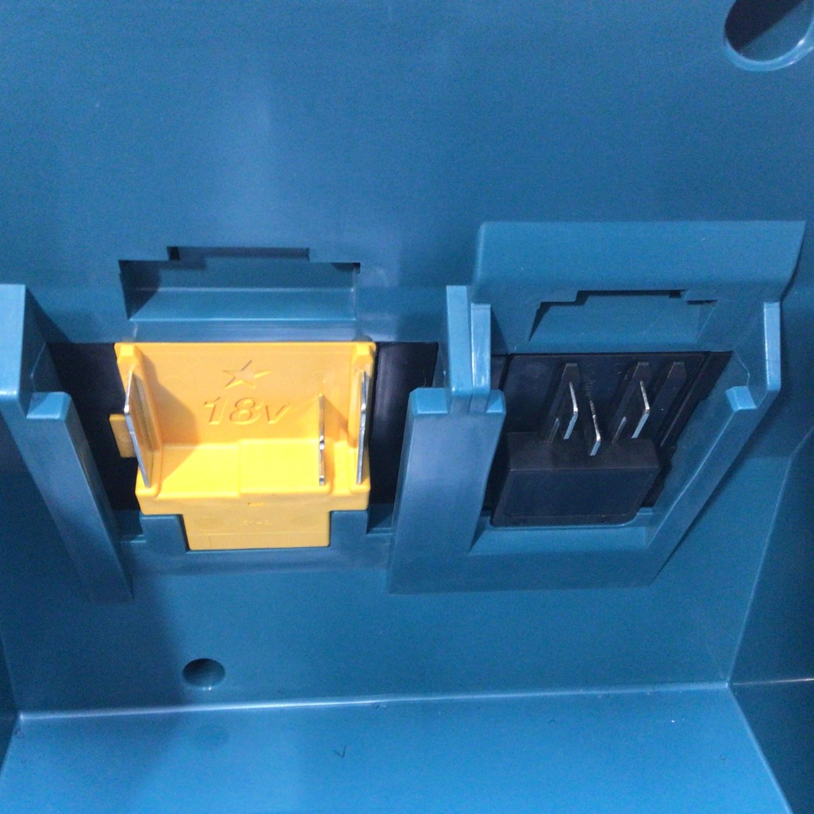 ミニB-CASカードあり 2019年製