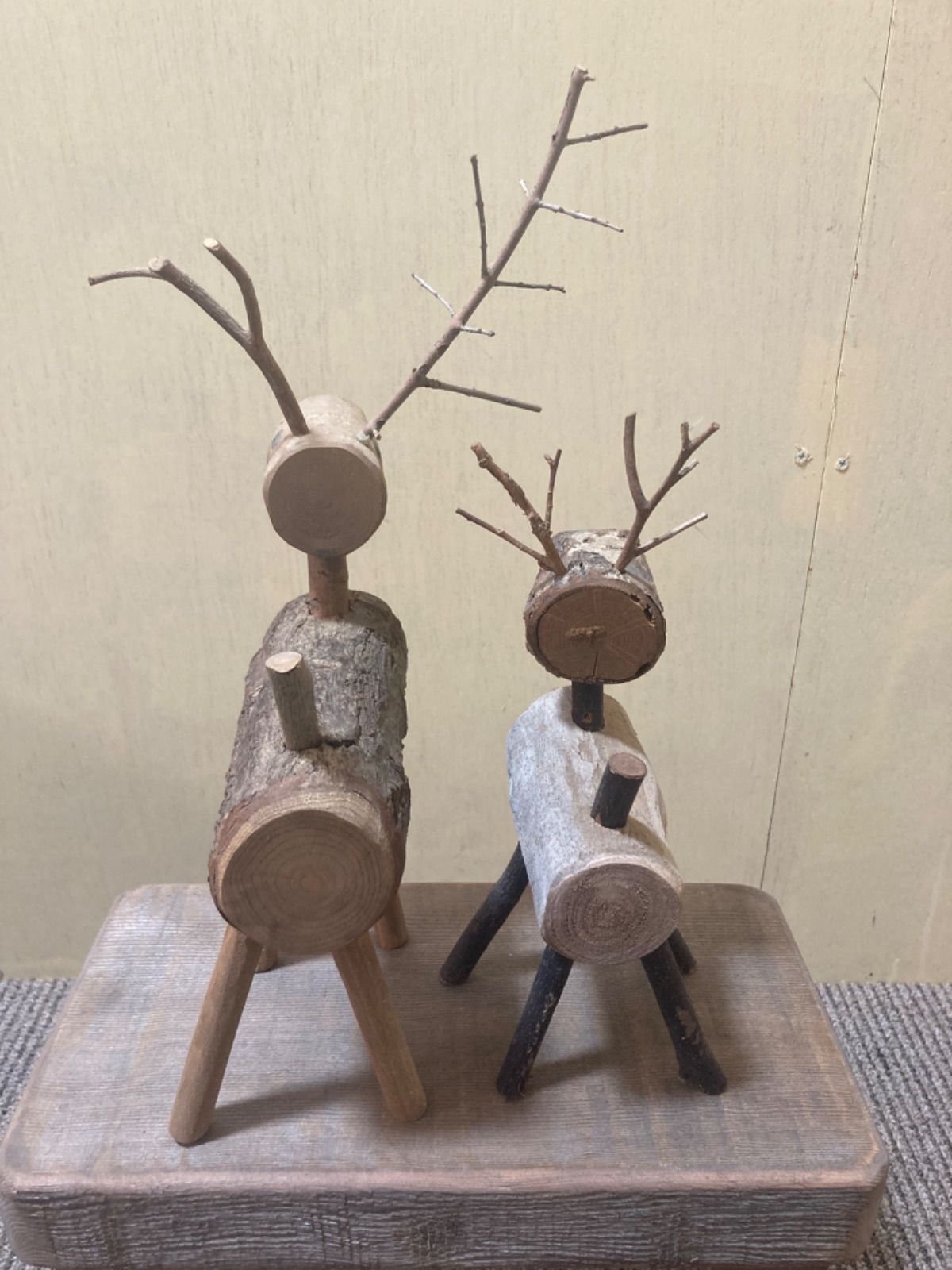 ハンドメイド トナカイの木製オブジェ2点 - メルカリ