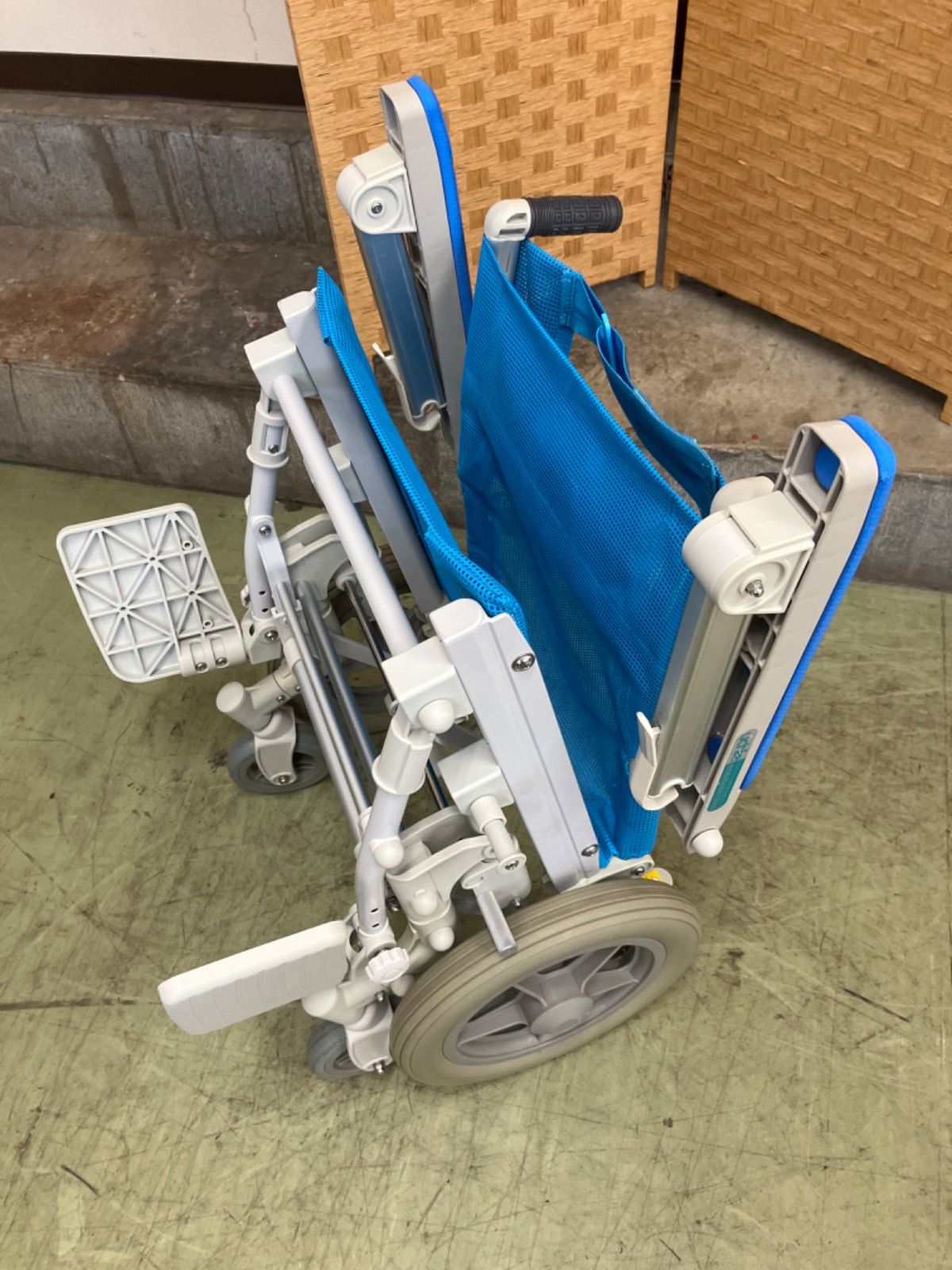 ウチエ 入浴用車椅子