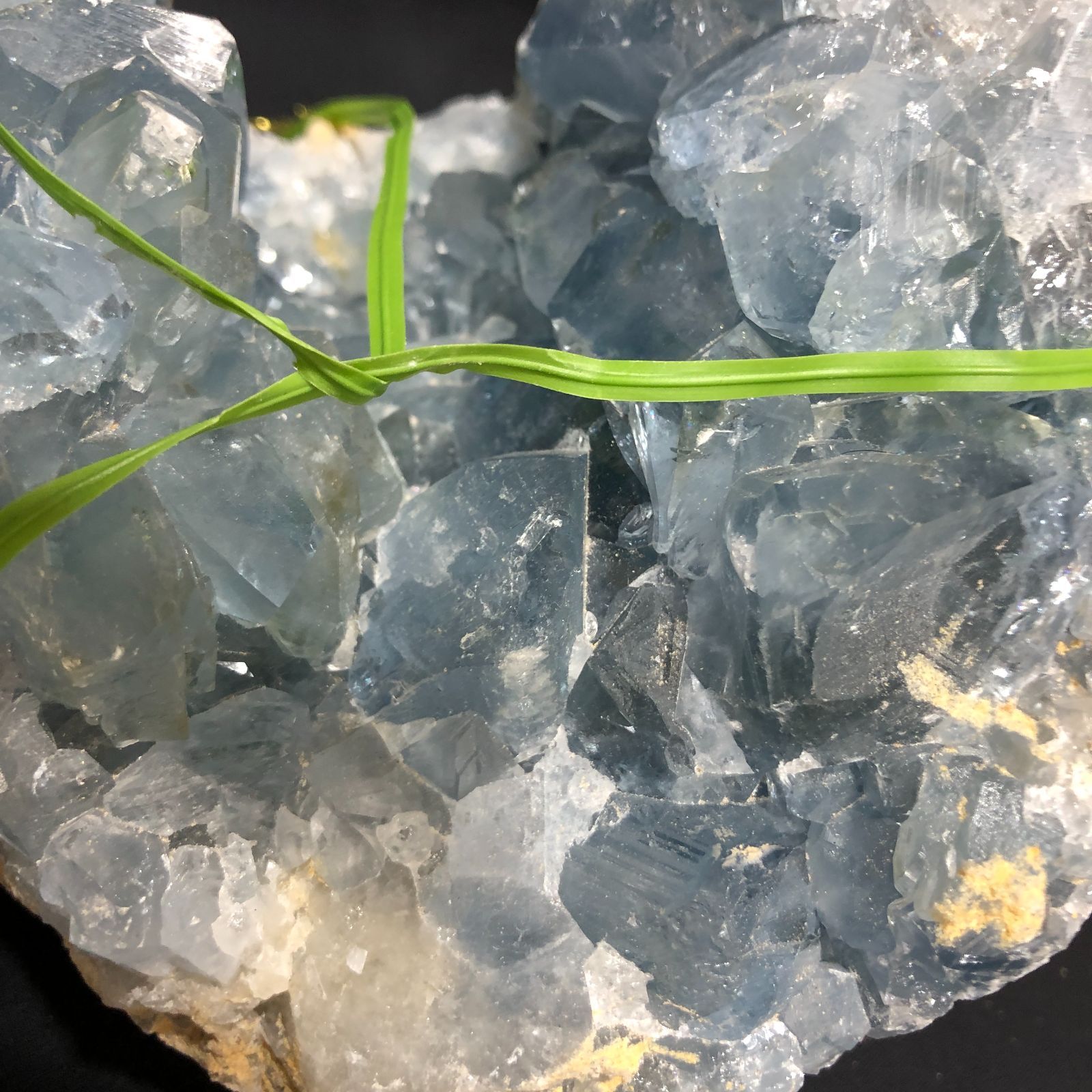 セレスタイト原石 マダガスカル産