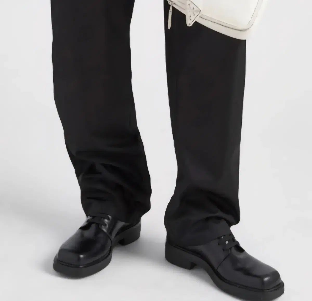 PRADA プラダ 22fw 起毛 スクエアトゥ ダービー