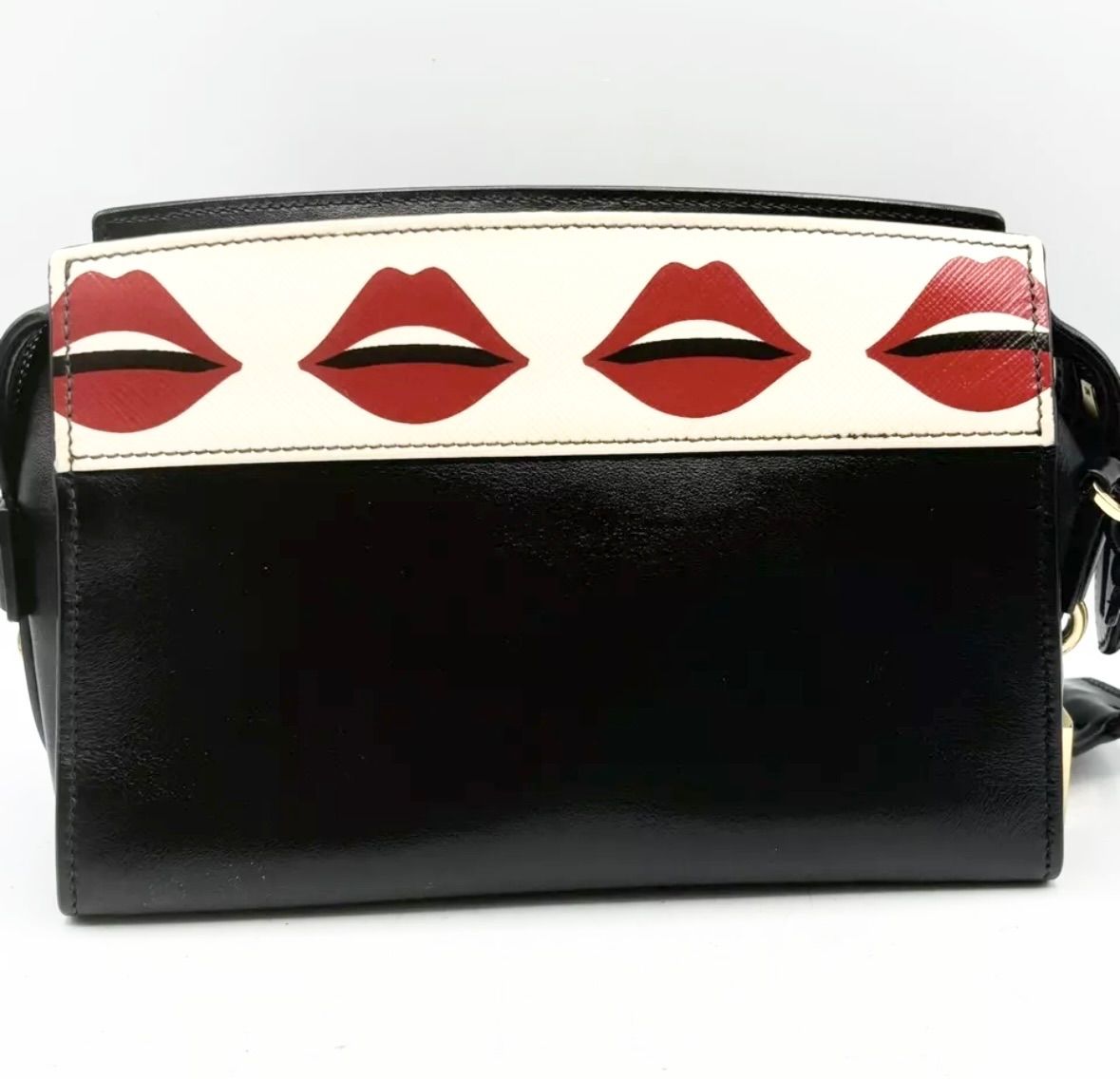 プラダ PRADA 未使用近い ショルダー クラッチ バッグ レザー 