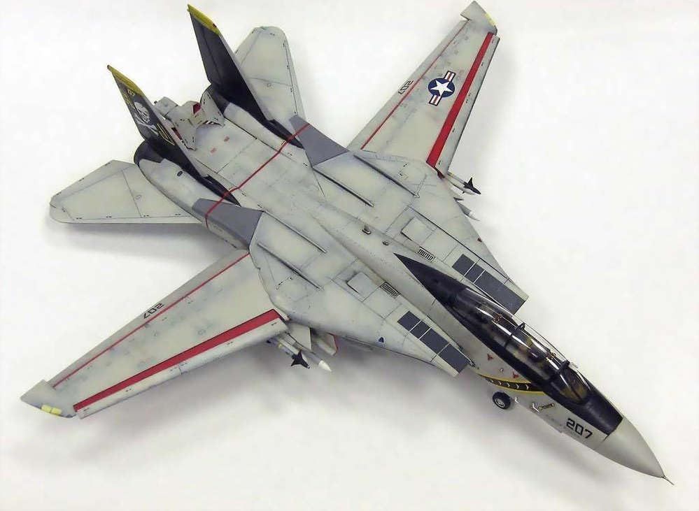 ハセガワ 1/72 アメリカ海軍 F-14A トムキャット ハイビジ