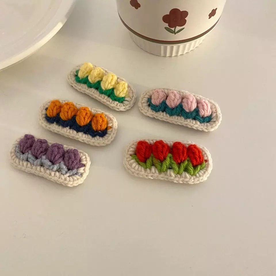 ヘアピン ヘアクリップ 花 フラワー ニット 毛糸 刺繍 チューリップ