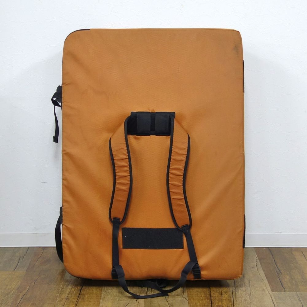 メトリウス Metolius Stomp Crash Pad ストンプ クラッシュ パッド ボルダリング クライミング マット アウトドア メトリウス Metolius Stomp Crash Pad ストンプ クラッシュ