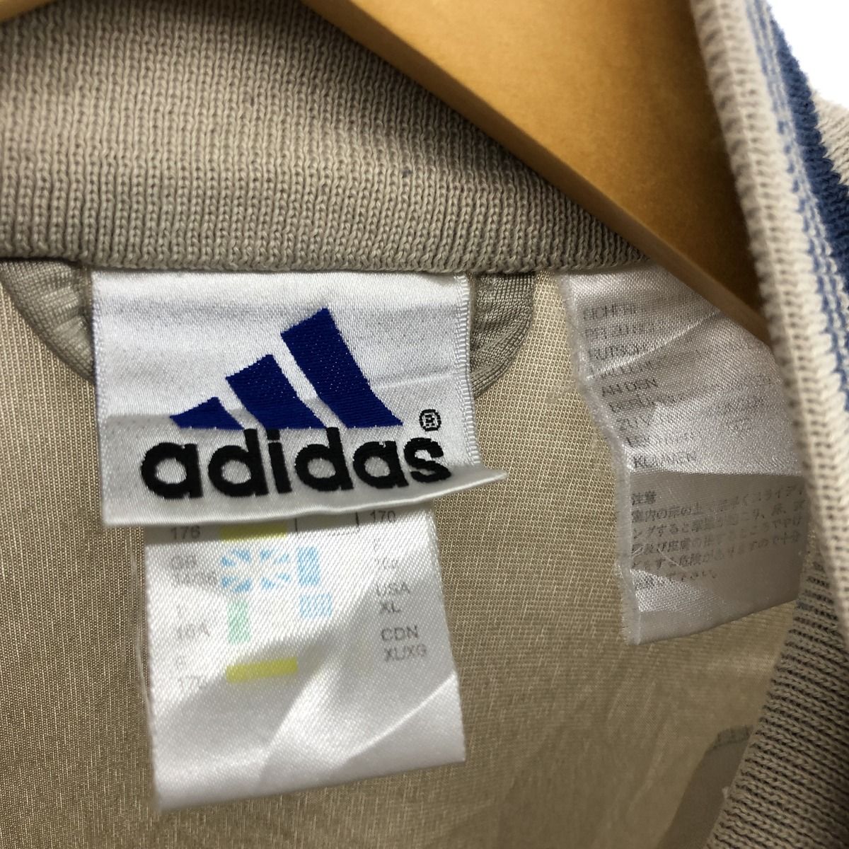 アディダス adidas