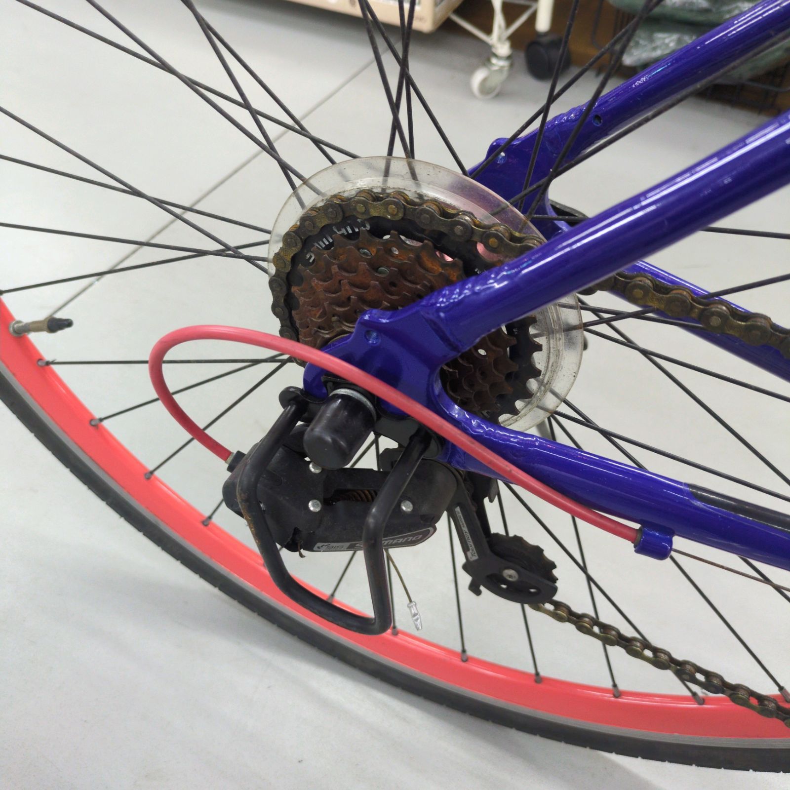 J326 サビキズ有り クロスバイク MOVE L.I.G 7段 700×28C LAWEED_CL