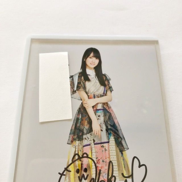 乃木坂46 賀喜遥香　直筆サイン入り生写真 乃木坂46 賀喜遥香 直筆サイン入り 生写真 - メルカリ