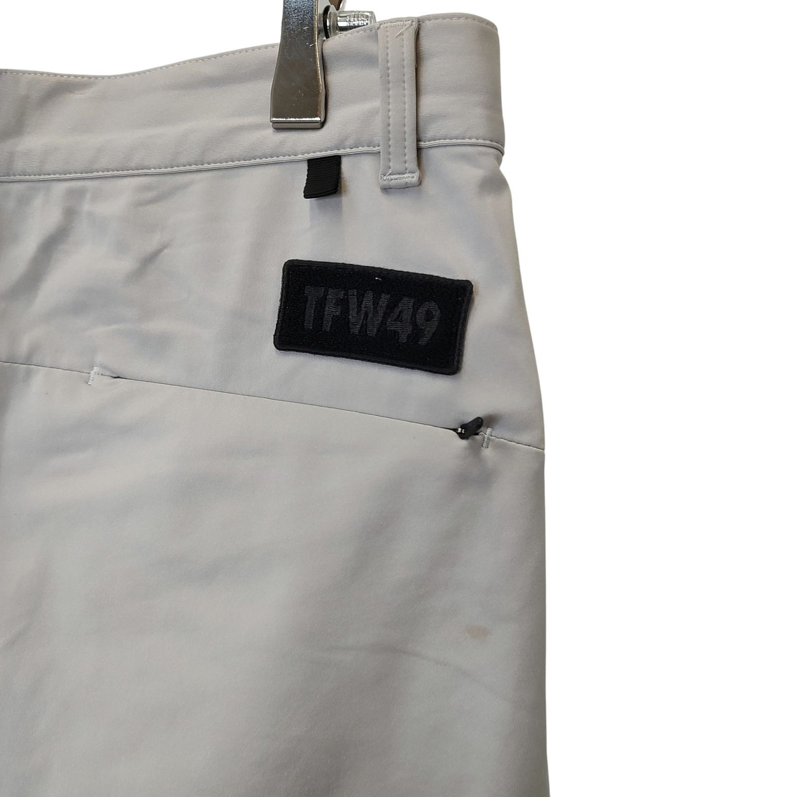 半額多数！ TFW49 ティーエフダブリュー ゴルフ 22SS ANKLE SLIM PANTS ハイパー ストレッチ スリム パンツ T072210002 XS ライトグレー メンズ オーダーメイド品