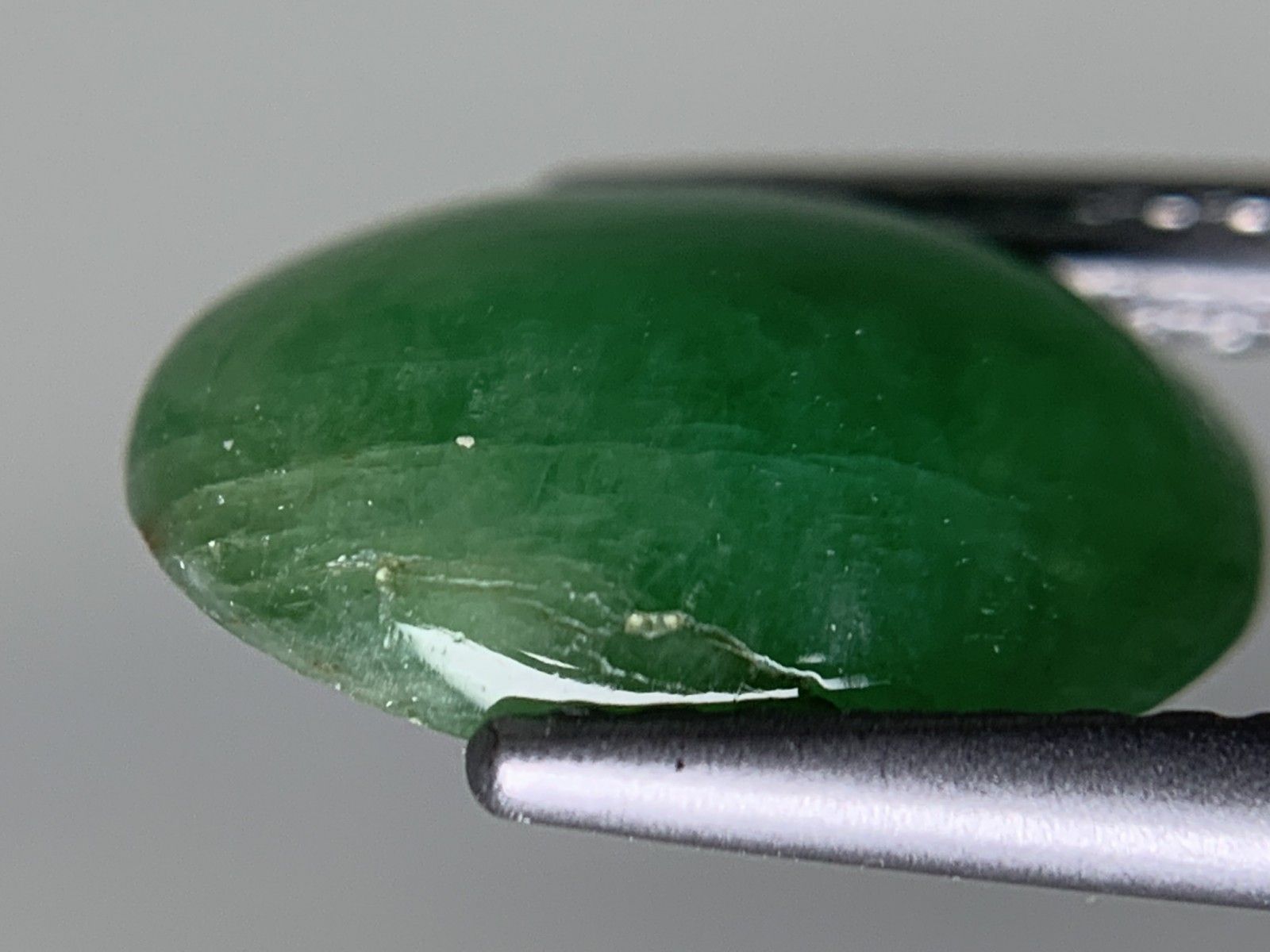 ヒスイ 翡翠 天然 2.135ct 宝石ソーティング付き 11.1㎜×7.3