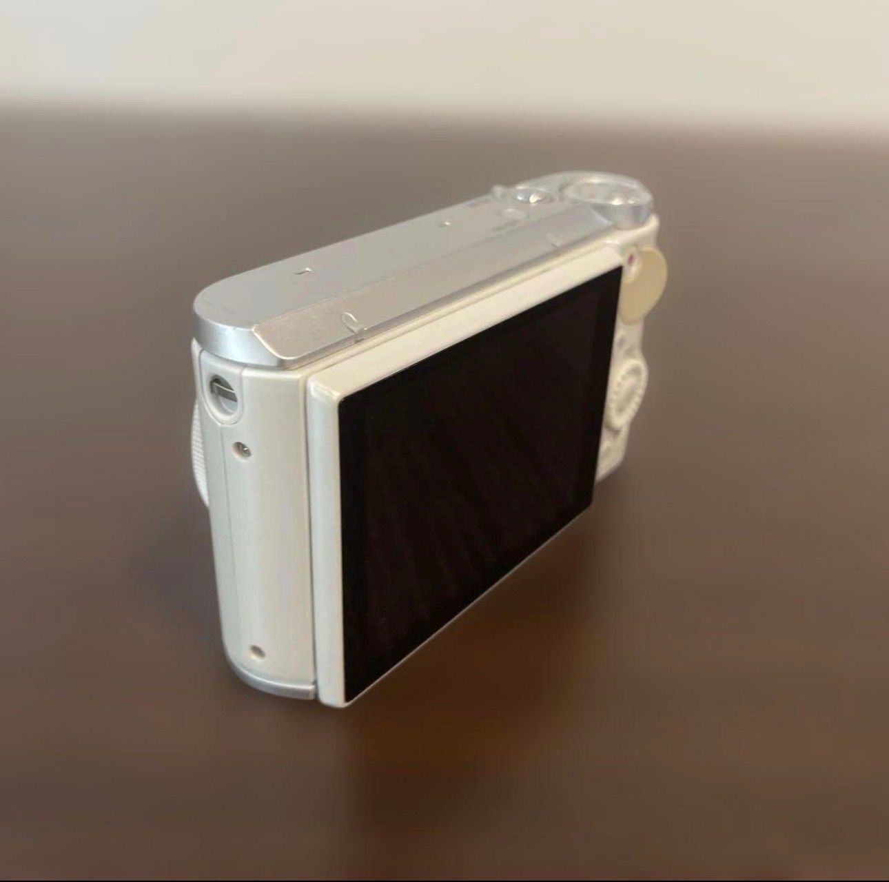 4706 CASIO カシオ EXILIM ZR3200 ホワイト デジカメ - メルカリ