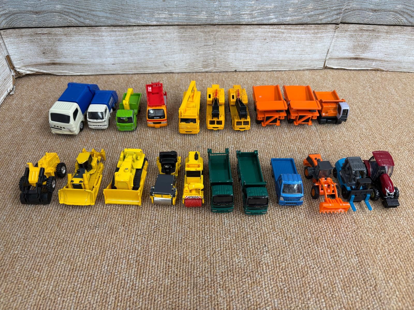 中古品】TOMY TOMICA トミカ WELLY Hotwheels ミニカー 大量180台