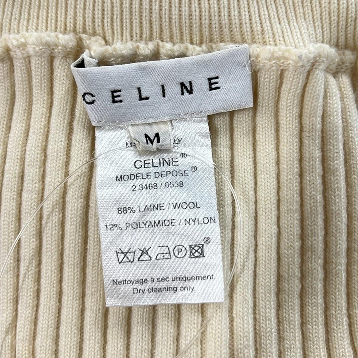 CELINE アイボリー タートルネックセーター　ポイントロゴ CELINE アイボリー タートルネックセーター ポイントロゴ CELINE