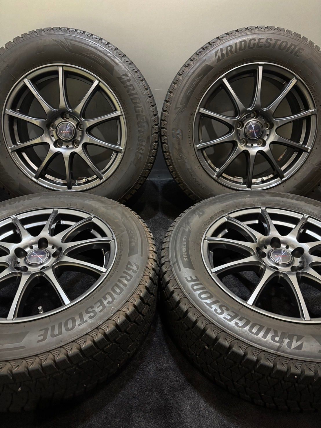 225|65R17 BRIDGESTONE|DM-V3 21年製 VELVA 17インチ 7J 40 114.3 5H スタッドレス 4本 ハリアー RAV4 2-K434