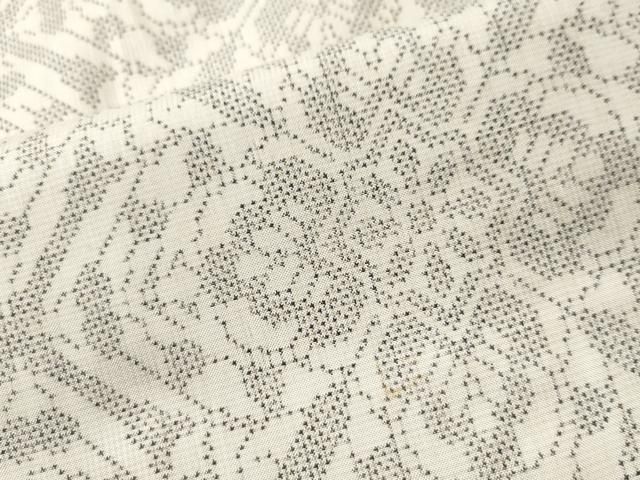 平和屋着物○本場大島紬 白大島 7マルキ 吉祥唐草文 やまと誂製 正絹