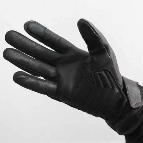 アドヒアーレザーグローブ ブラウン