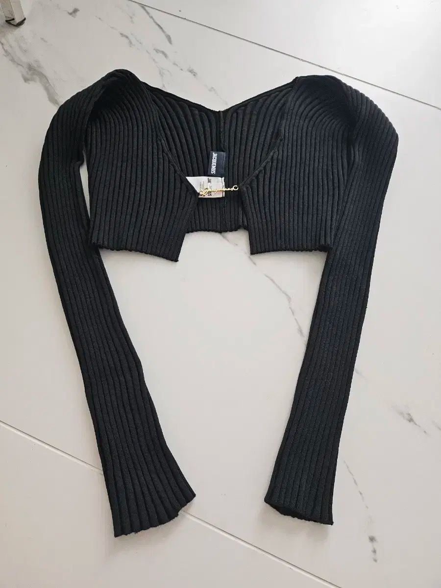 JACQUEMUS ジャックムス 黒 ジェニー カーディガン