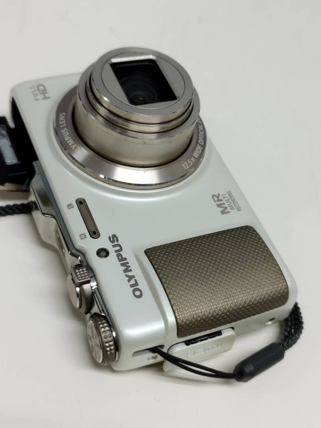 OLYMPUS