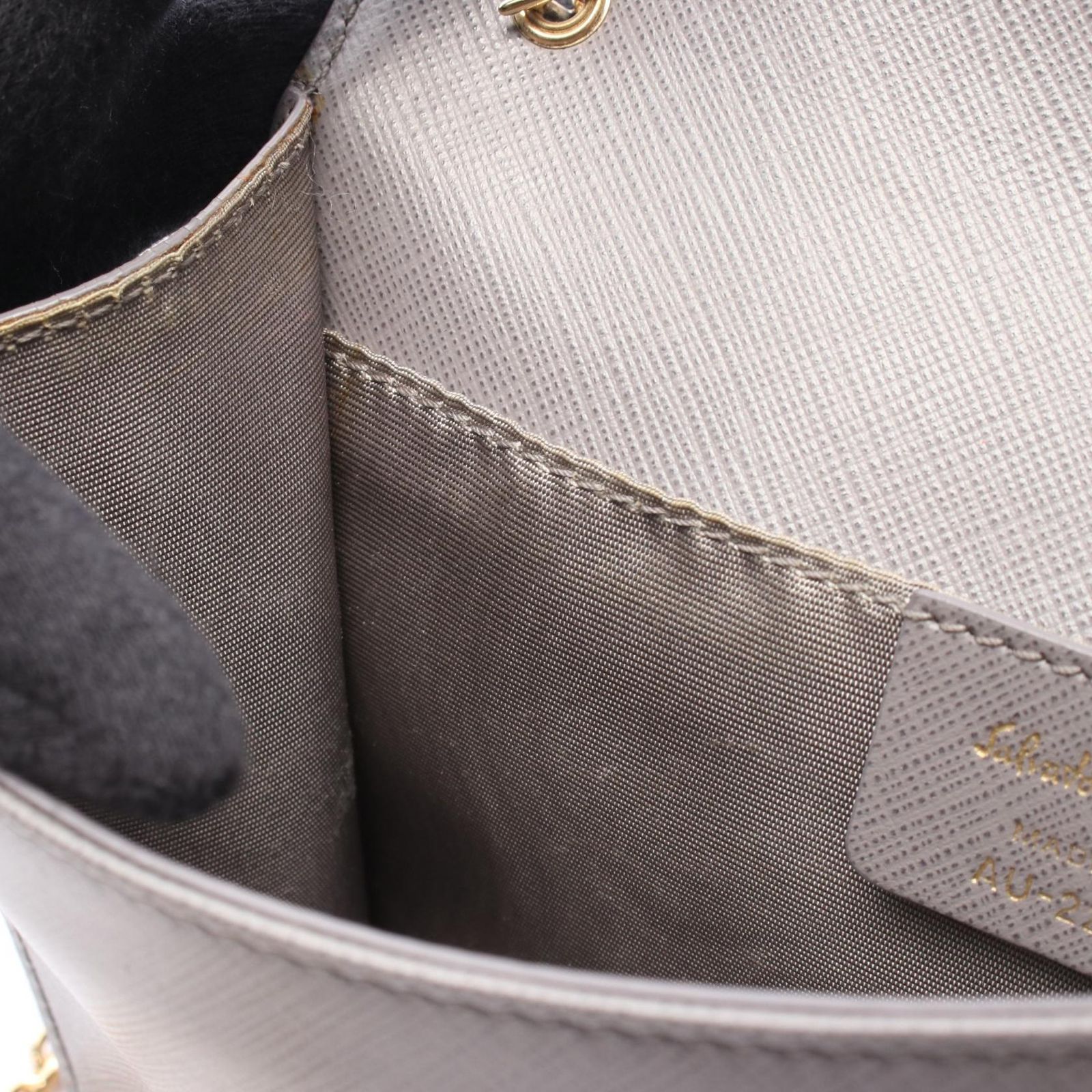 Salvatore Ferragamoグレー ショルダーバッグ 楽天市場】☆ポイント5倍☆サルヴァトーレ フェラガモ Salvatore