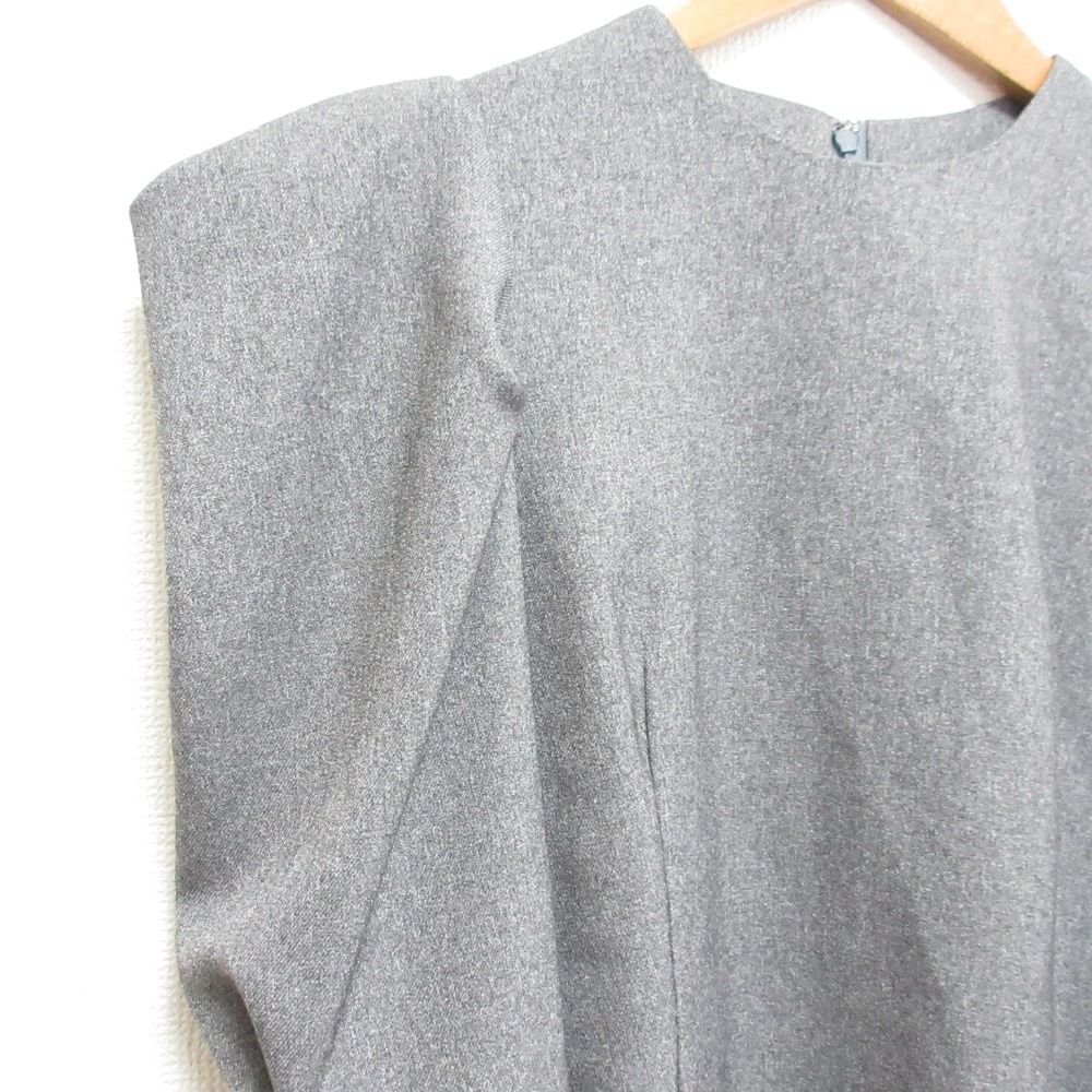 美品　Cygne 　シーニュ　とんがりパフtops Manon　トップス　2 cygne シーニュ とんがりパフtops Manon ホワイト 1 - メルカリ