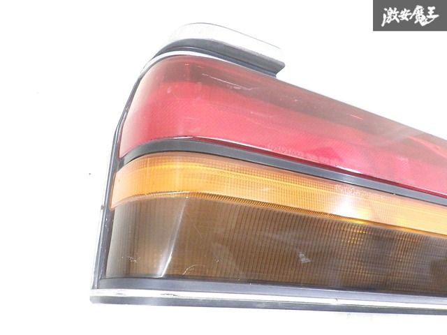 ストア出品!】 トヨタ 純正 GX71 マーク2 マークII テール ストア出品!】 トヨタ 純正 GX71 マーク2 マークII テール