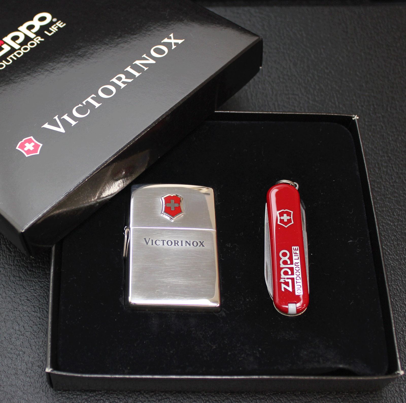 ★希少 ZIPPO VICTORINOXビクトリノックスクラシックレッドコラボギフトBOX2ZV-ST