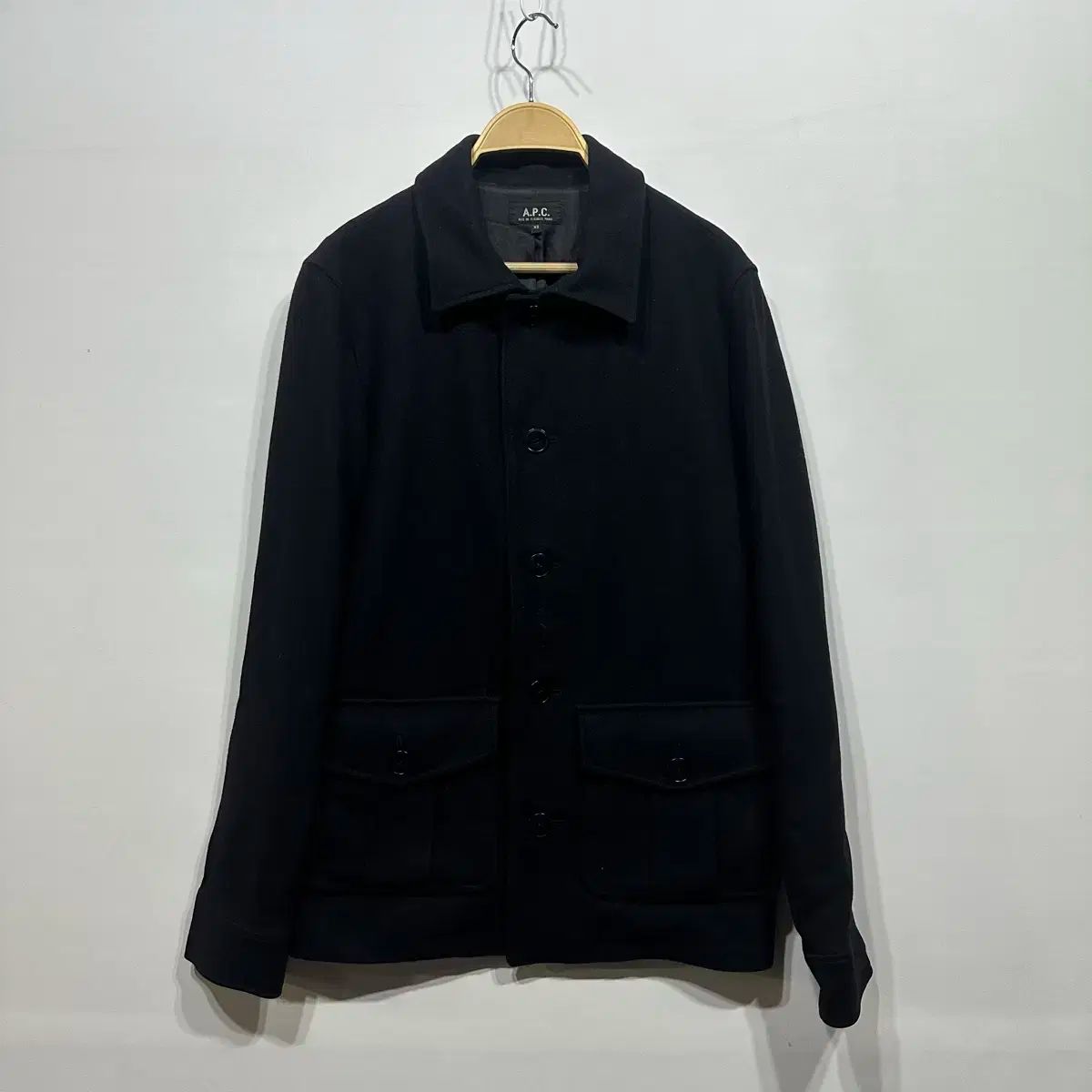 正規品 A P C 黒 ウール ジャケット 販売しています