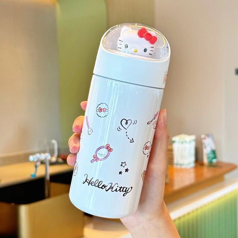 サンリオ ハローキティ☆ステンレス製携帯用まほうびん - メルカリ