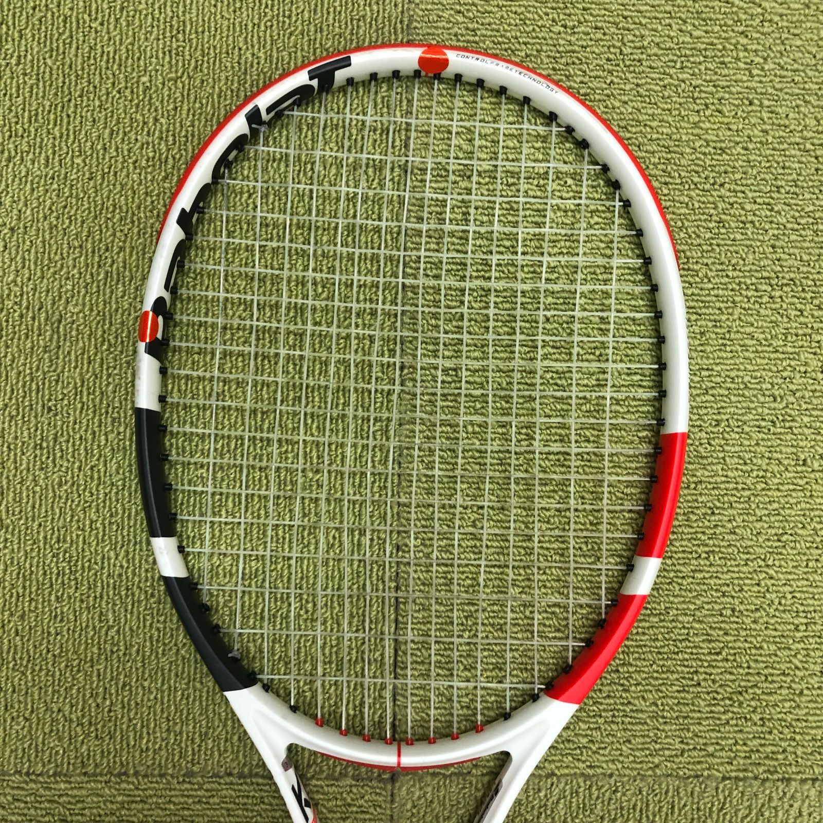 ピュアストライク　100 2024 G3 ピュアストライク 100 2024 G3 バボラ ピュアストライク VS 2022年