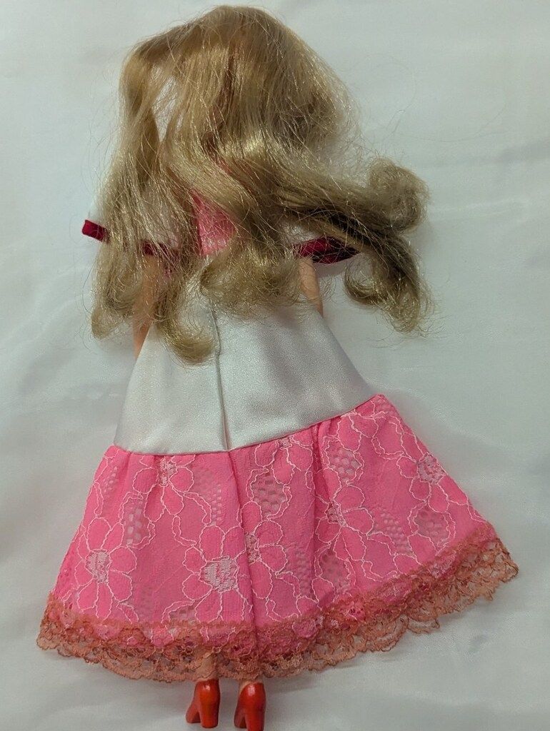 花のトリオ アヤ