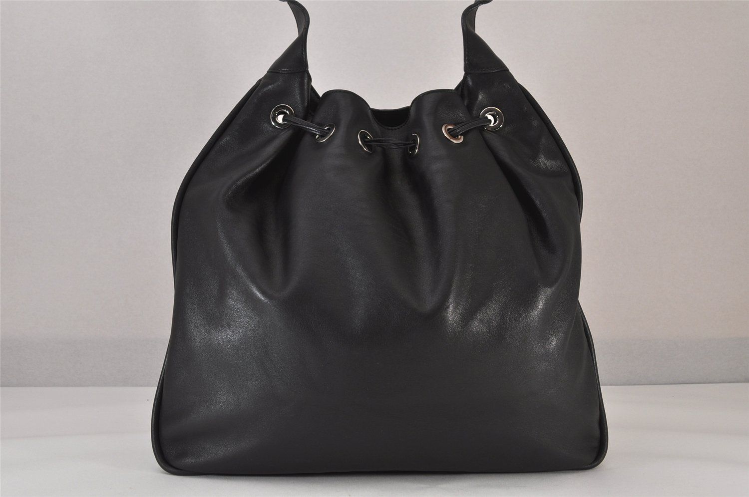 【美品】GUCCI バンブー 巾着 2way ワンショルダーバッグ ナイロン GUCCI グッチ バンブー 巾着 ハンドバッグ ショルダーバッグ