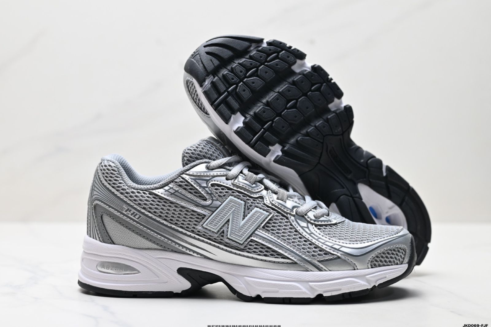 ニューバランス ランニングシューズ New Balance 740 シリーズ