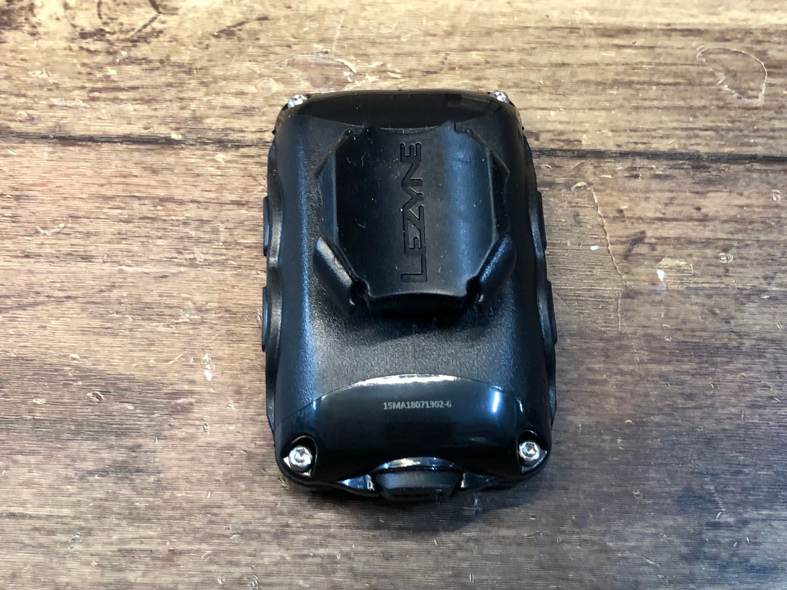 HO199 レザイン