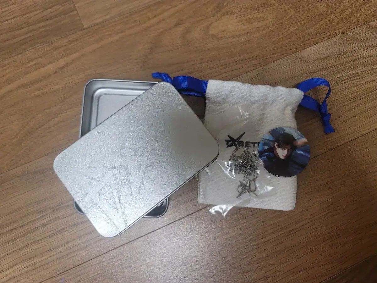 最終値下げ！　TXTヨンジュン　直筆サイン　デビューショーケース 最終値下げ！ TXTヨンジュン 直筆サイン デビューショーケース