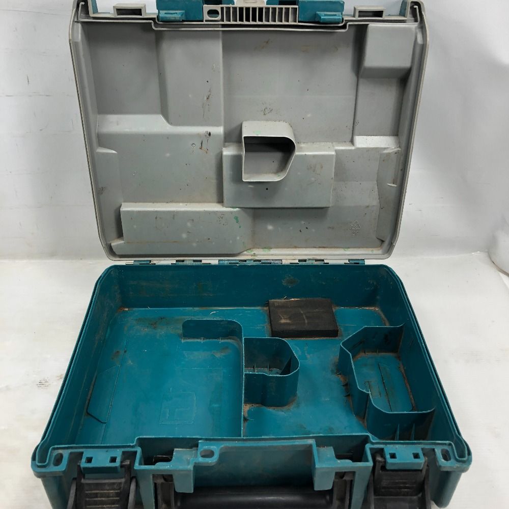 MAKITA