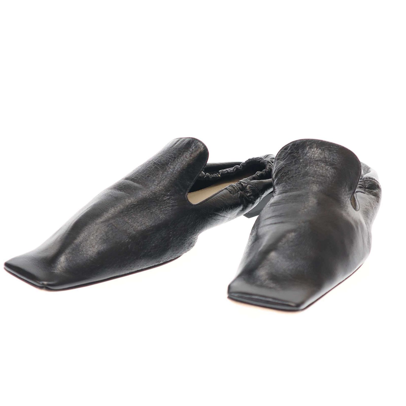 BOTTEGA VENETA アーモンド スクエアトゥ フラットパンプス BOTTEGA VENETA ボッテガヴェネタ Almond アーモンド スクエア