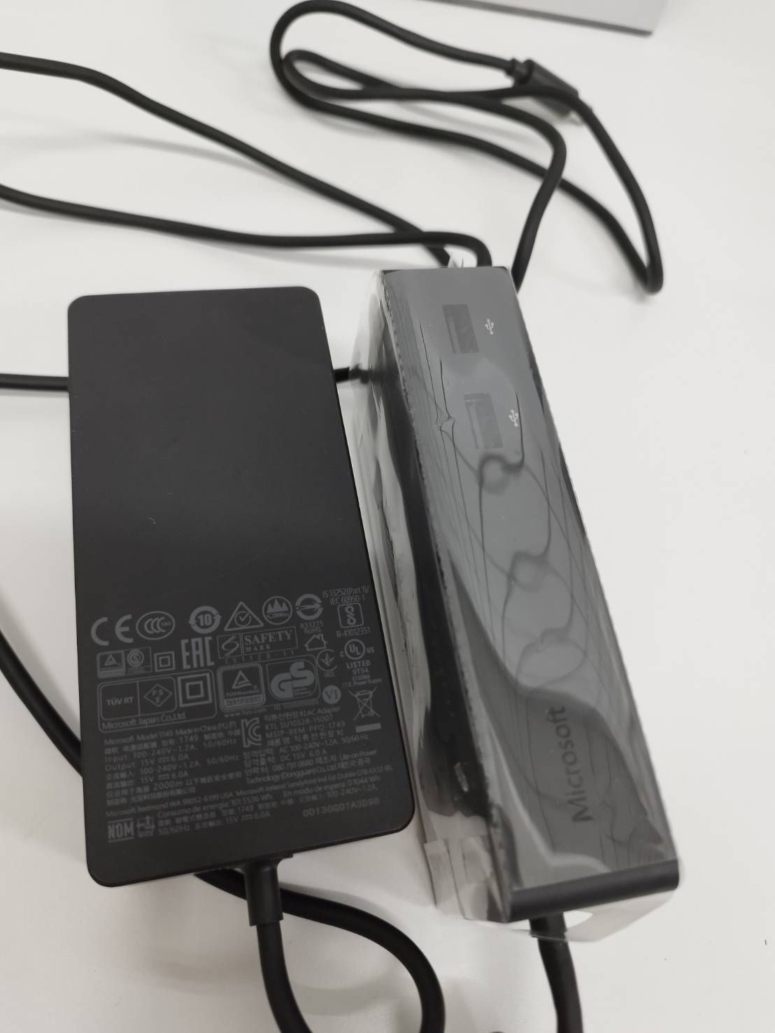 Microsoft Surface Dock PD9-00009 大谷様専用 Microsoft Surface Dock