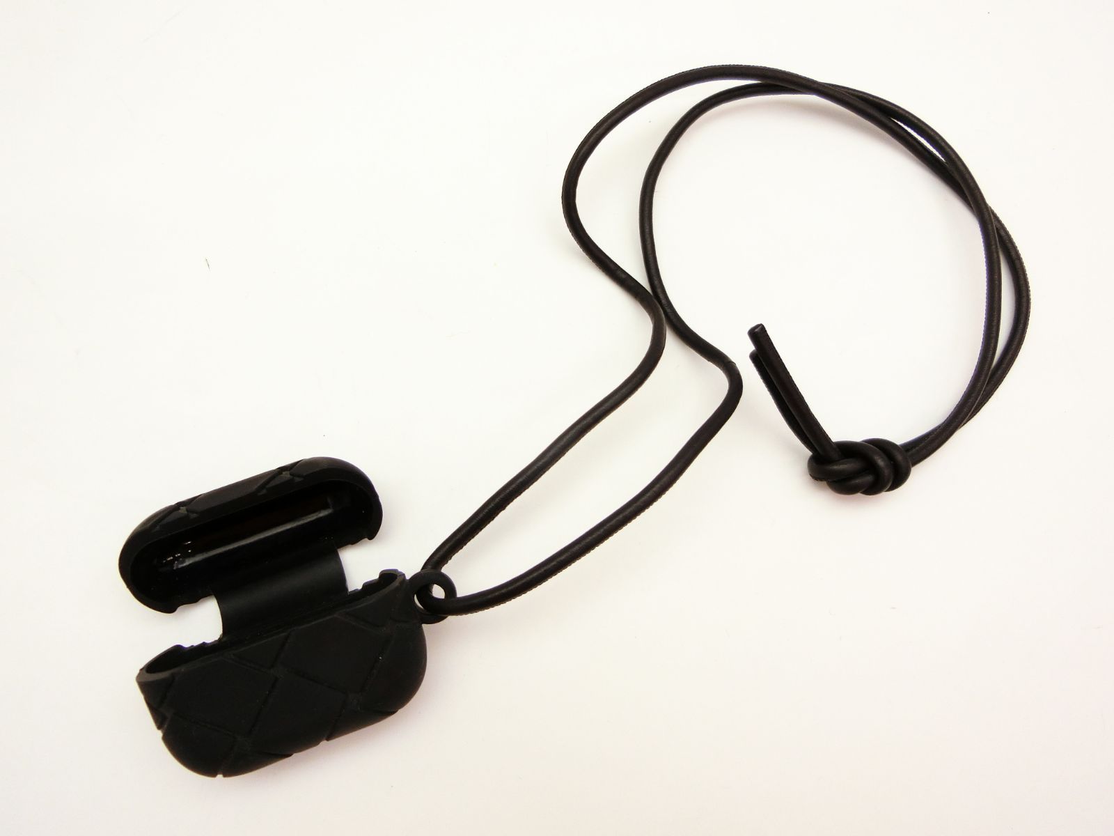 BOTTEGA VENETA ボッテガヴェネタ イントレチャート iPhone 12
