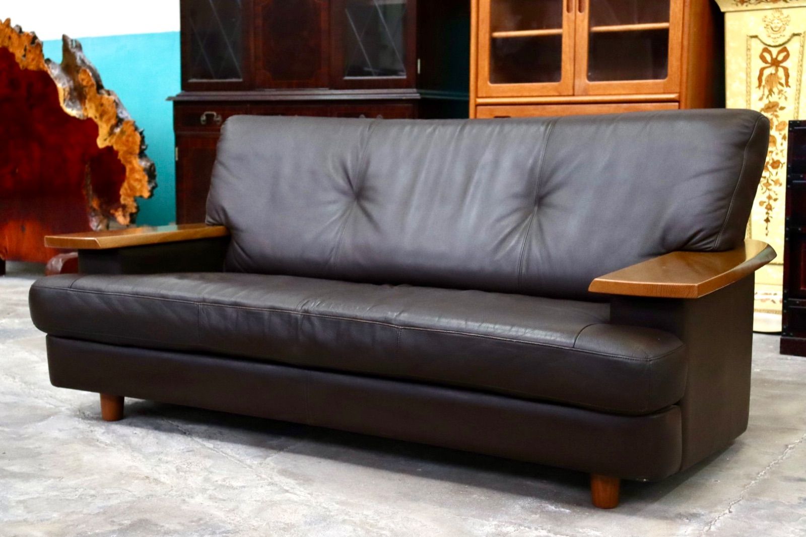 GMIK557A○karimoku | カリモク ZU4022 2人掛けソファ ラブソファ 長椅子 本革 応接 モダン 国産家具