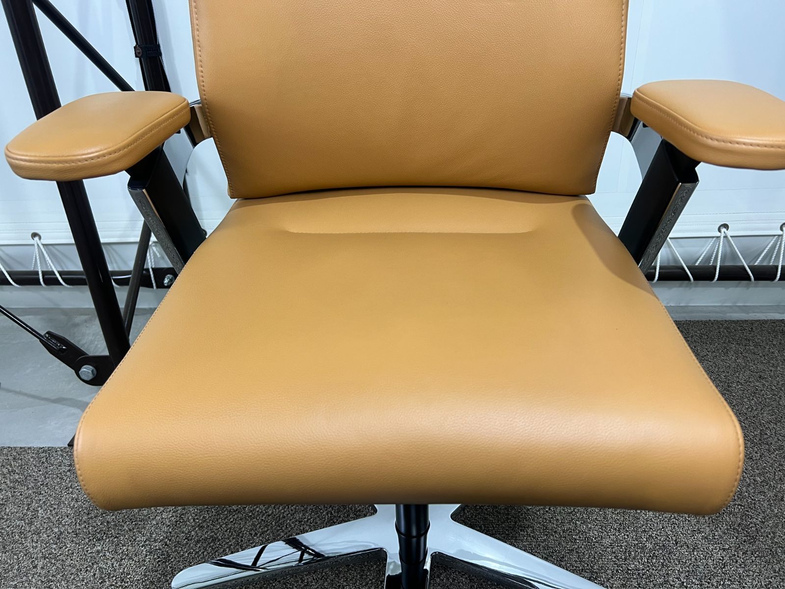 Wilkhahn（ウィルクハーン）ON（オン）175/71 本革 - メルカリ