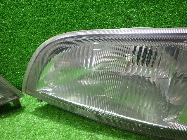 100系 ハイエース ヘッドライト左右 ハロゲン 純正品 26-59 17 トヨタ ジャンク品 251015045