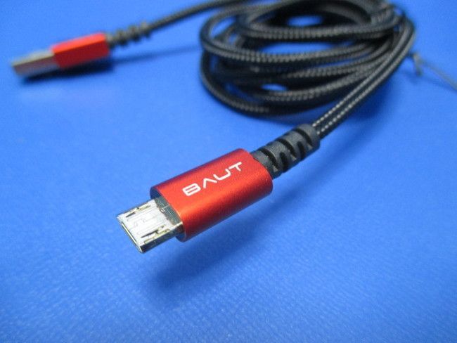 バウト 強靭 両面 microUSB Bタイプ ケーブル 2A レッド 1.0m - スマホ