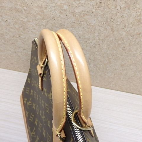 LOIUS VUITTON ルイヴィトン モノグラム アルマ 南京錠付き