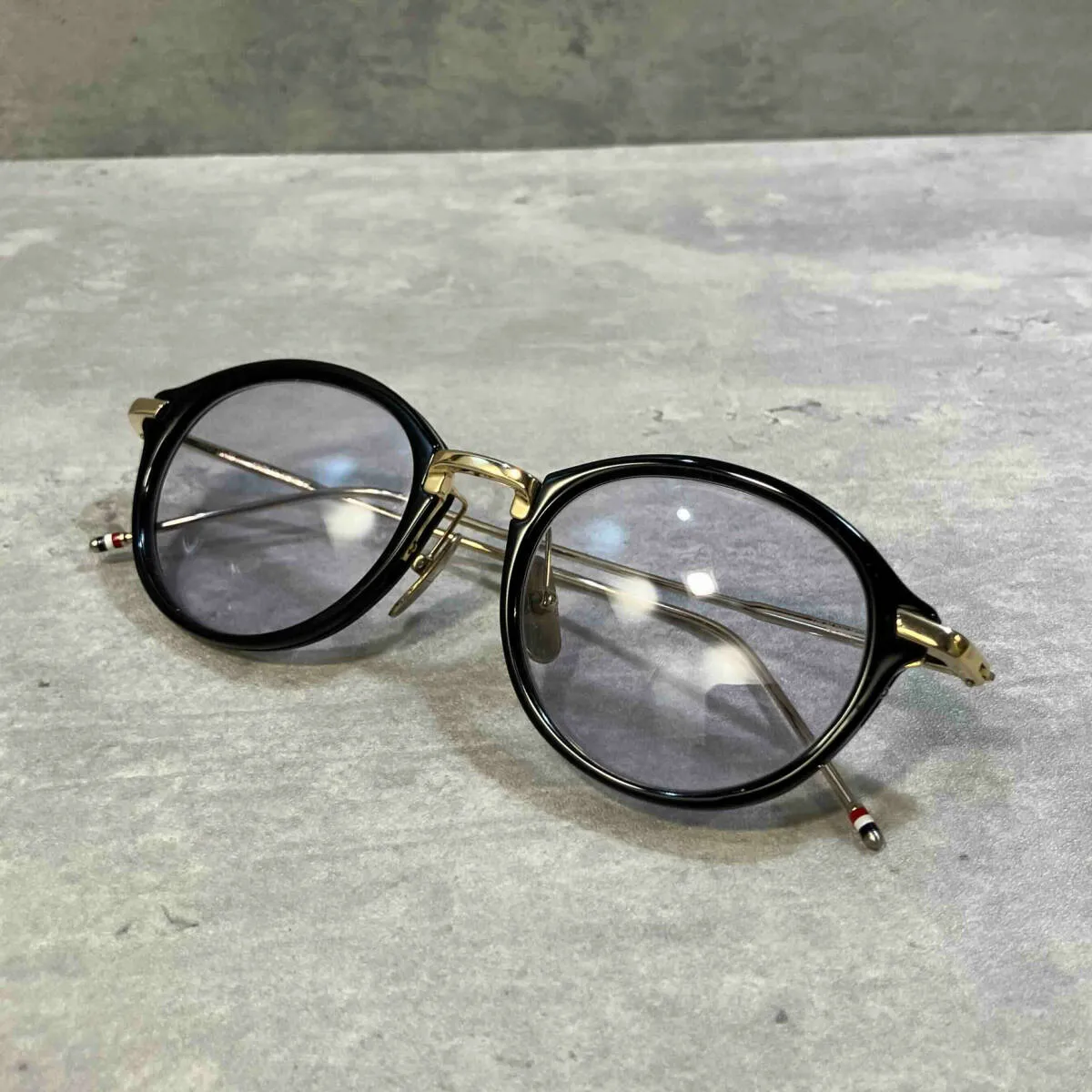 2026年最新】THOM BROWNE TB 011Aの人気アイテム - メルカリ