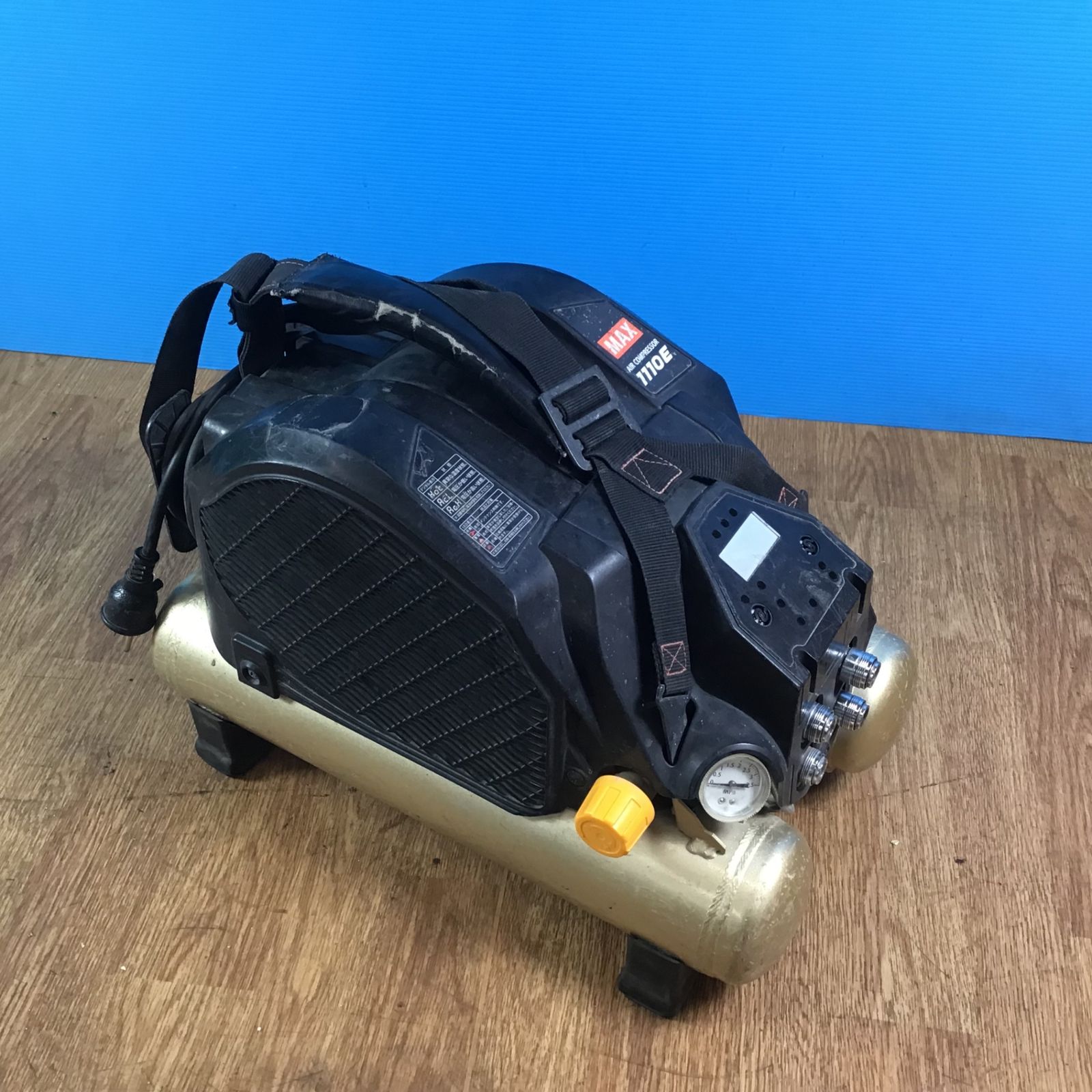 ジャンク品】☆マックス(MAX) エアコンプレッサー AK-HL1110E【岩槻店  