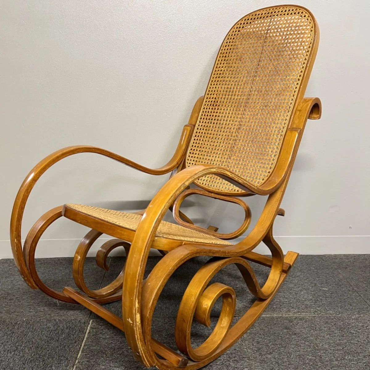 ⭐︎ 曲木家具 ロッキングチェア 天然木 ゆりかご ラタン ロッキング